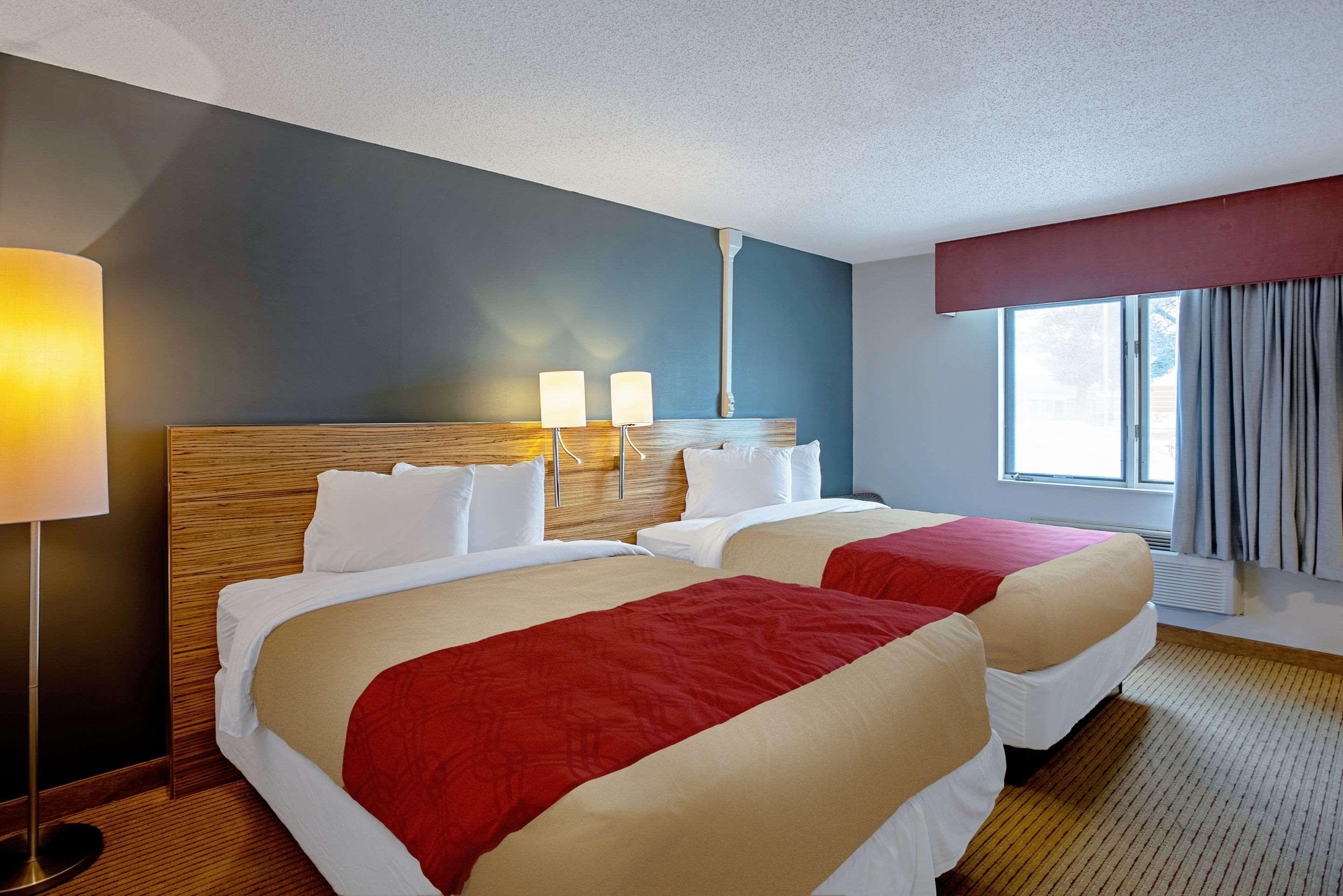 Quality Inn Frontier At Us Hwy 30 Clinton Eksteriør billede