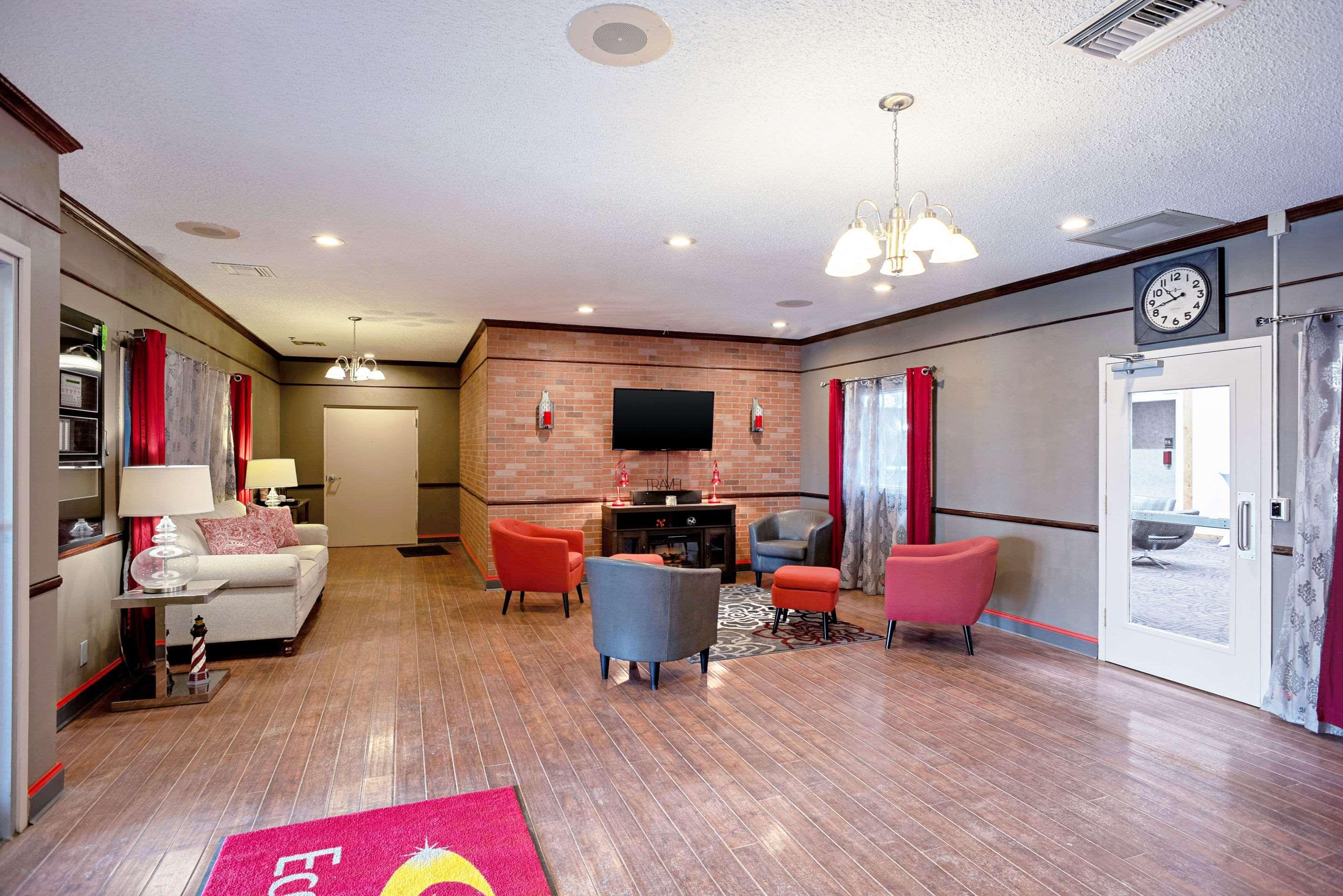 Quality Inn Frontier At Us Hwy 30 Clinton Eksteriør billede