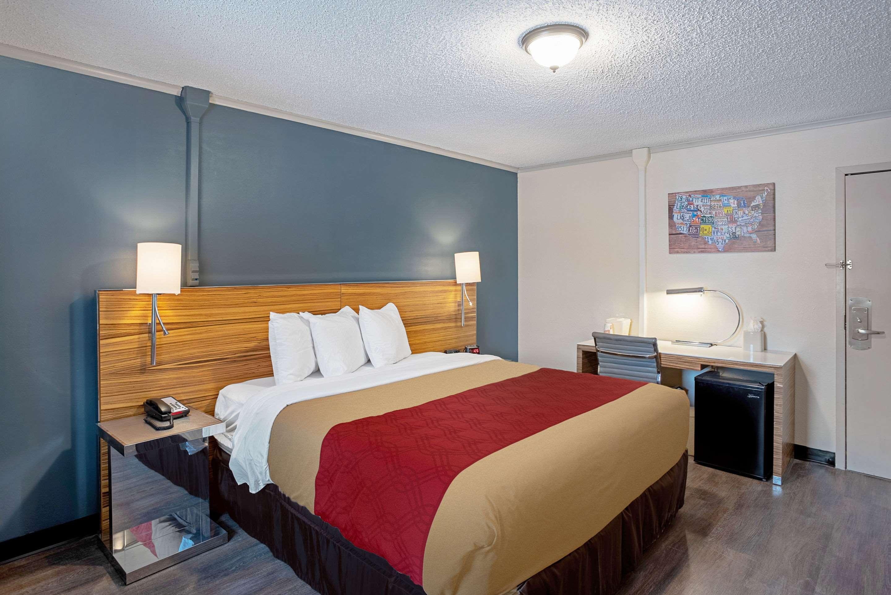 Quality Inn Frontier At Us Hwy 30 Clinton Eksteriør billede