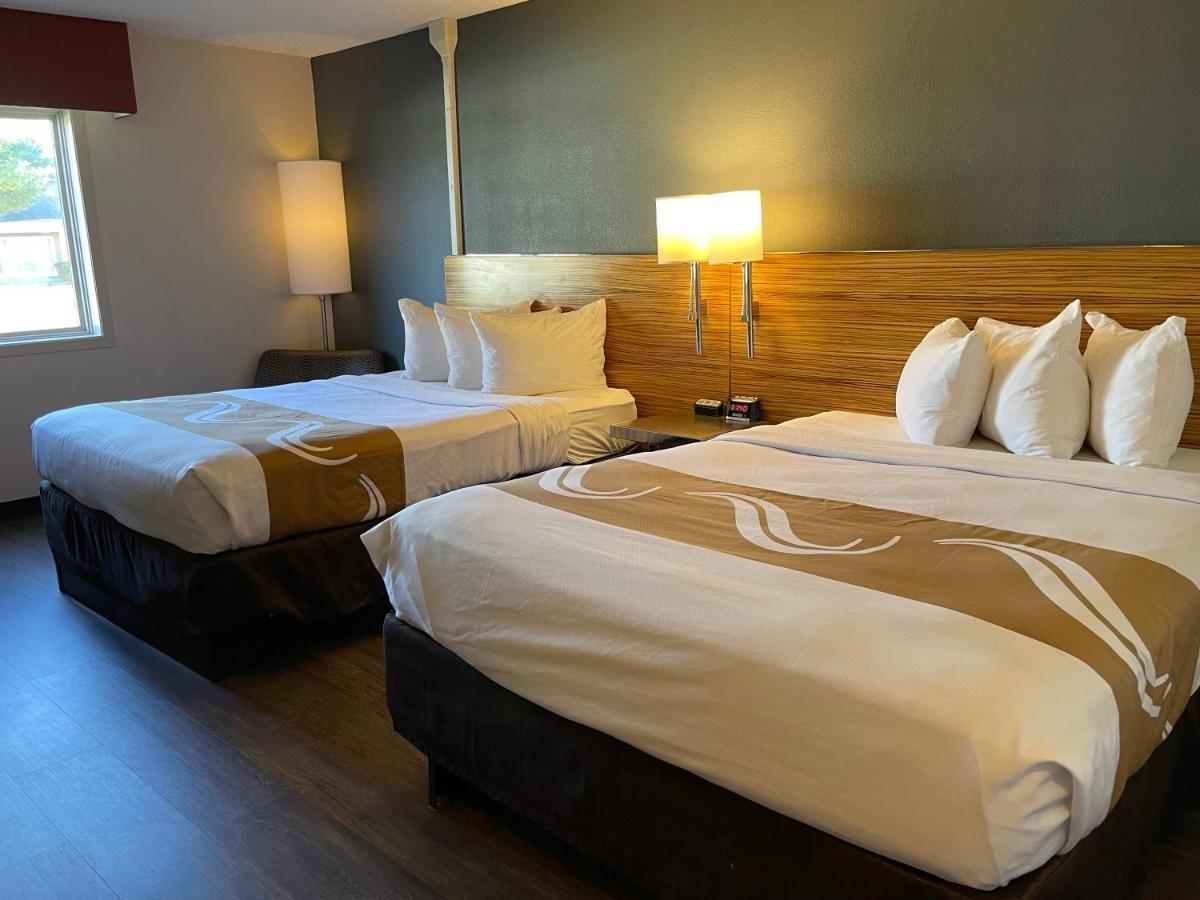 Quality Inn Frontier At Us Hwy 30 Clinton Eksteriør billede