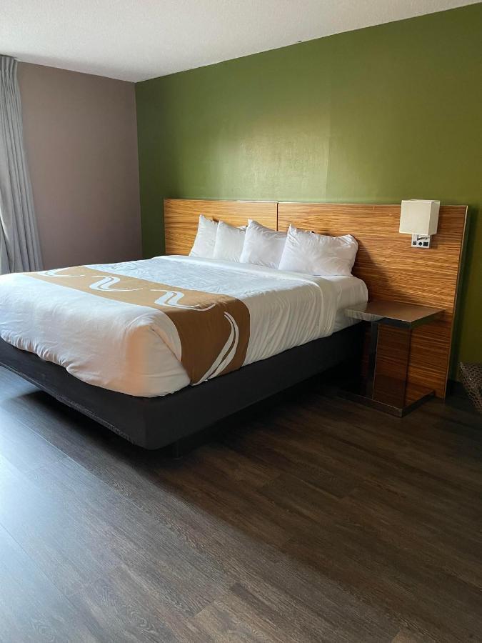Quality Inn Frontier At Us Hwy 30 Clinton Eksteriør billede